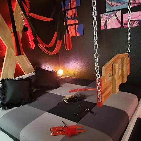 Le Coin Des Desirs Bdsm Apartment Strasbourg Exterior photo